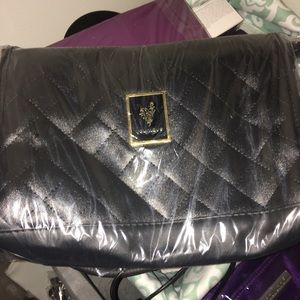 Younique hand bag